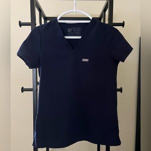 Figs Catarina One Pocket Scrub Top (Navy)